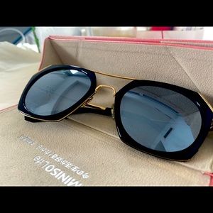 women sunglasses